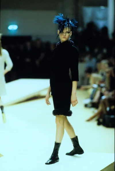 Look 3